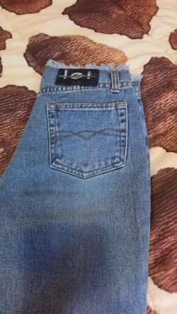 Women's levi jeans.Size three, never worn just tag was removed