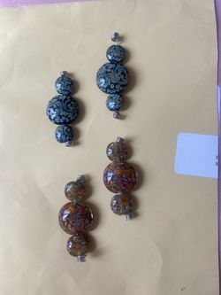 Glass beads