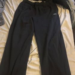 Black Alo Joggers Cuffed Medium  Look At Description 