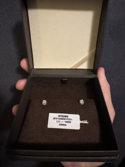 .50tw Diamond/14k White Gold Stud Earrings