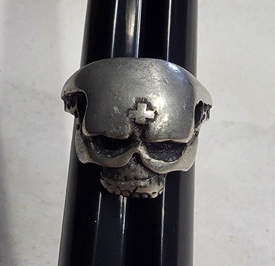 Skull Ring