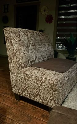 Armless loveseat