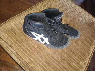 Wresting shoes size 9.5