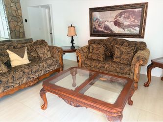 Furniture/ Muebles