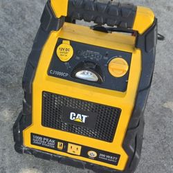 CAT 1000 PEAK AMP BATTERY JUMP - STARTER - POWER STATION - COMPRESSOR 