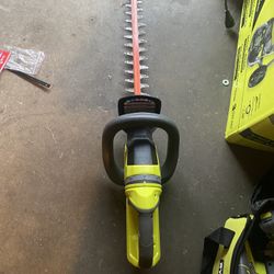 Ryobi Trineadora 