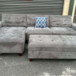 Sectional Couch 