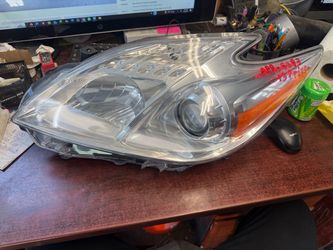 Left headlight for 2013 Toyota Prius headlamp