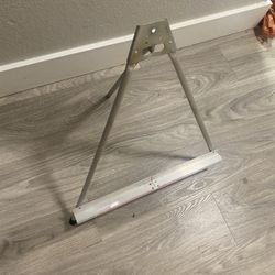 Small Aluminum Easel 