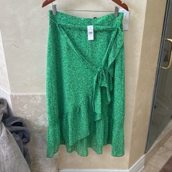 Green Skirt - Ann Taylor Size 6. Long 