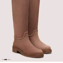 Brand New In Box Stuart Weitzman Celia Riding Boots!! 