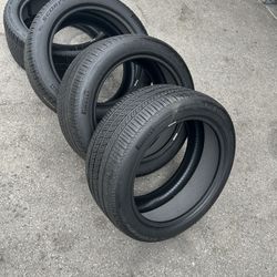 Ser. Tires. 255. 45. 19. Pirelli Scorpion