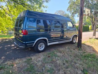 1998 Dodge Ram Van