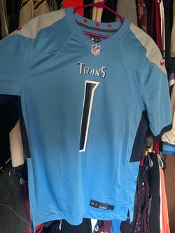 Nike men’s large titans jersey