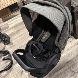 Nuna Stroller + Infant car Seat + base *FREE Infant Insert $1250 value