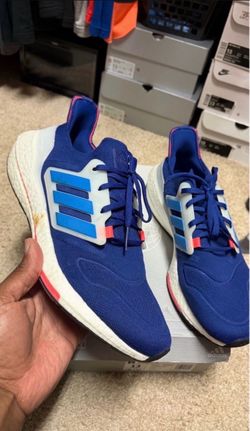 Adidas ULTRA BOOST 22 size 13 NEED GONE
