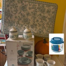 The Pionner Woman Set 