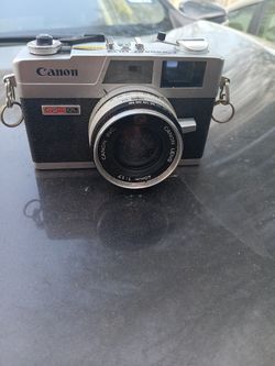 Vintage Canon Canonet QL-17