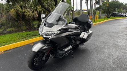 2018 Honda Goldwing 1800 $9500