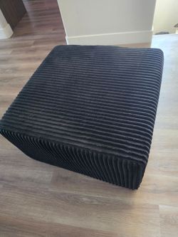 Cloud couch ottomans