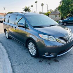 2011 Toyota Sienna