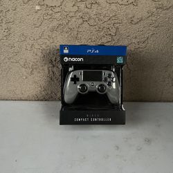 PS4 Nacon Wired Compact Controller