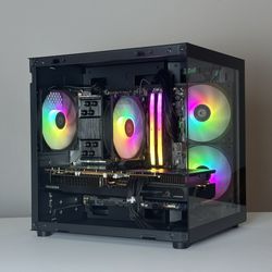 AMD RX 6800 | RYZEN 5 9600X | 32GB RAM |