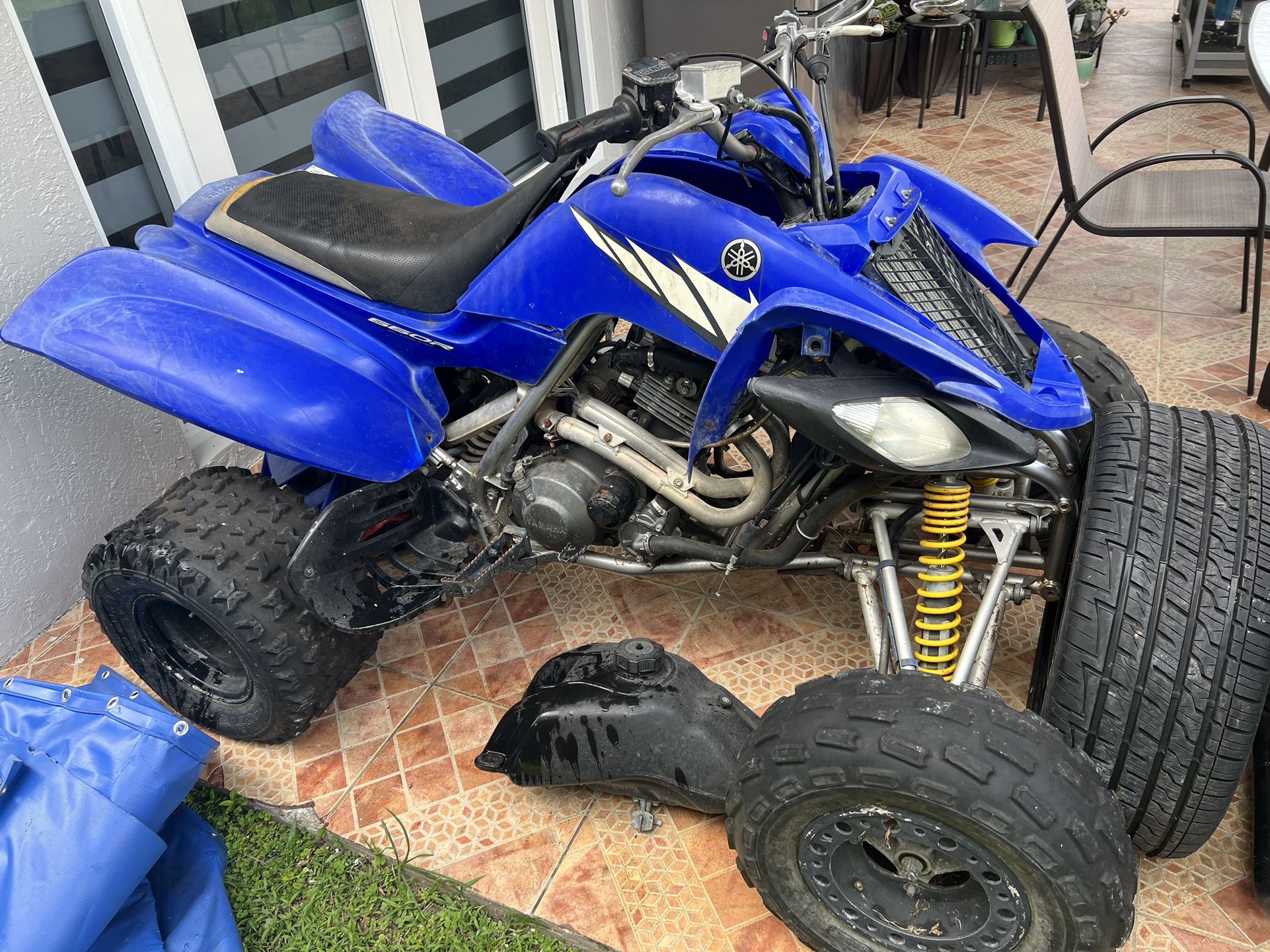 Yamaha Raptor 660r