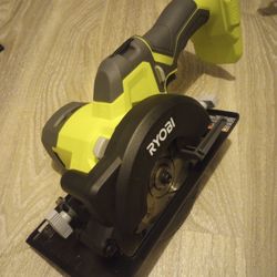 Ryobi Skil Saw (4 1/2) W/Battery & Charger 