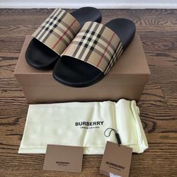 Burberry slides 