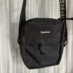 Supreme Shoulder Bag