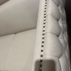 Loveseat 