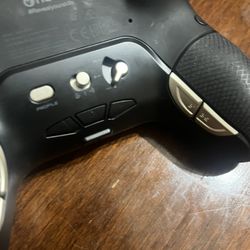 PS4 Nacon Controller 