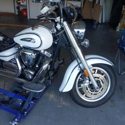 2008 Yamaha Road Star 