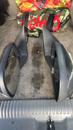 Mirrors for a Chevy Tahoe 2000