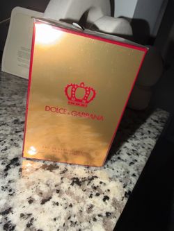 Women’s perfume