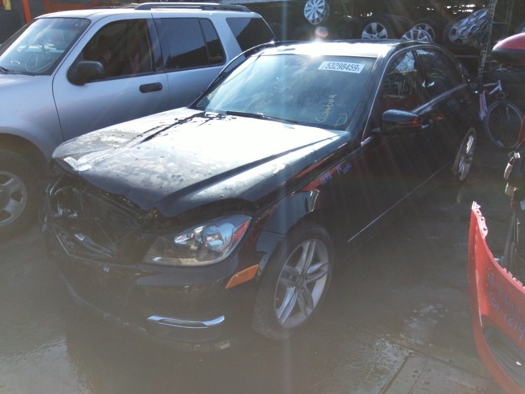 2014 Mercedes c250 for parts only