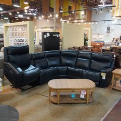 Leather 6-Piece Power Reclining Sectional — Moto Motion Ocean Navy)