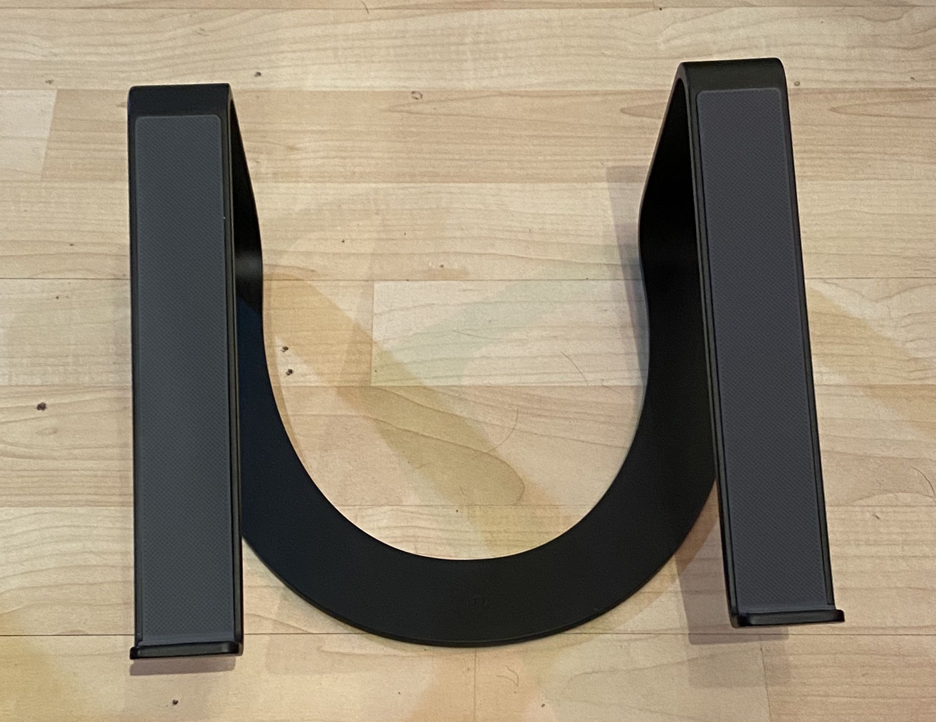 12 South Curve Aluminum Laptop Stand