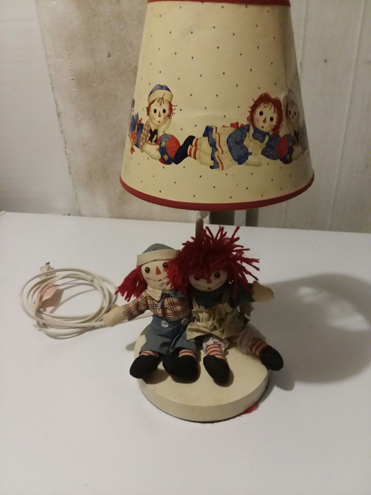 Vintage raggedy Ann & Andy lamp