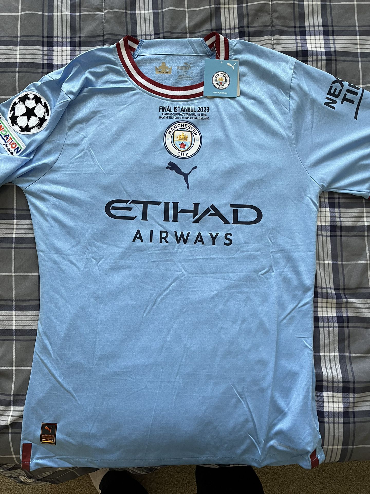 Manchester City jersey 