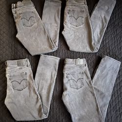 Women’s 312 Shaping Slim Levi’s Lot Of 4