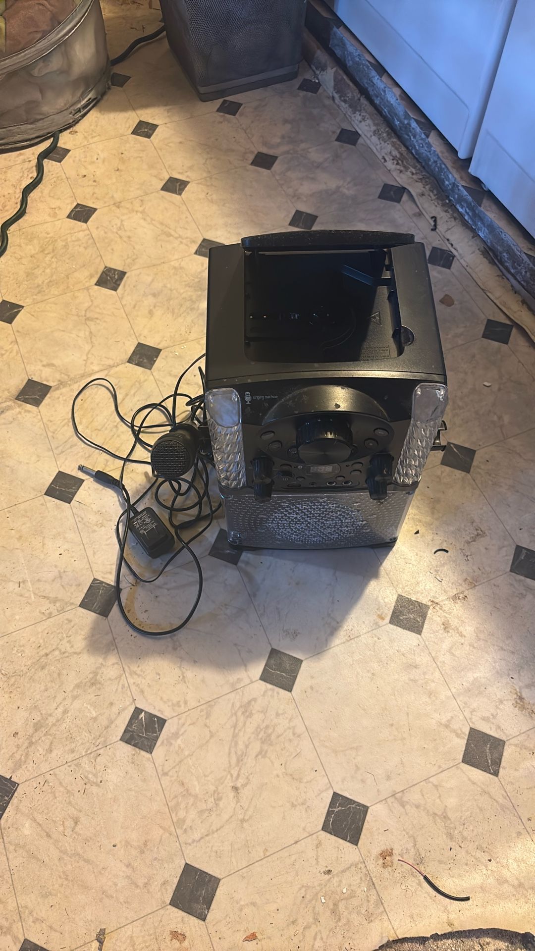 karaoke with CD Player And Mic