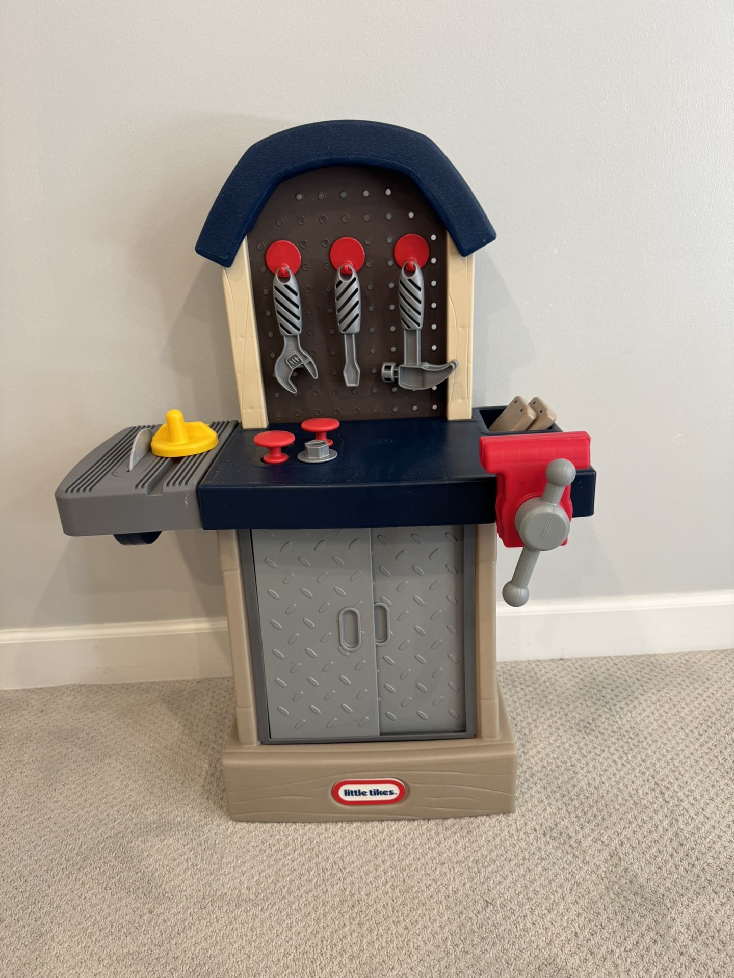 Toddler Work Bench