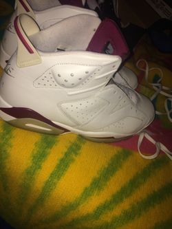 Jordan 6 (Burgundy) Sz 12