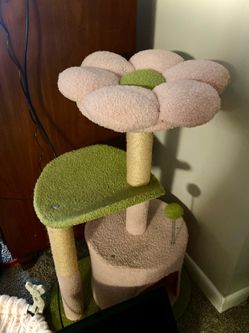 🐾 Cat Tree for Sale 🐱 Good Condition | Cozy & Fun