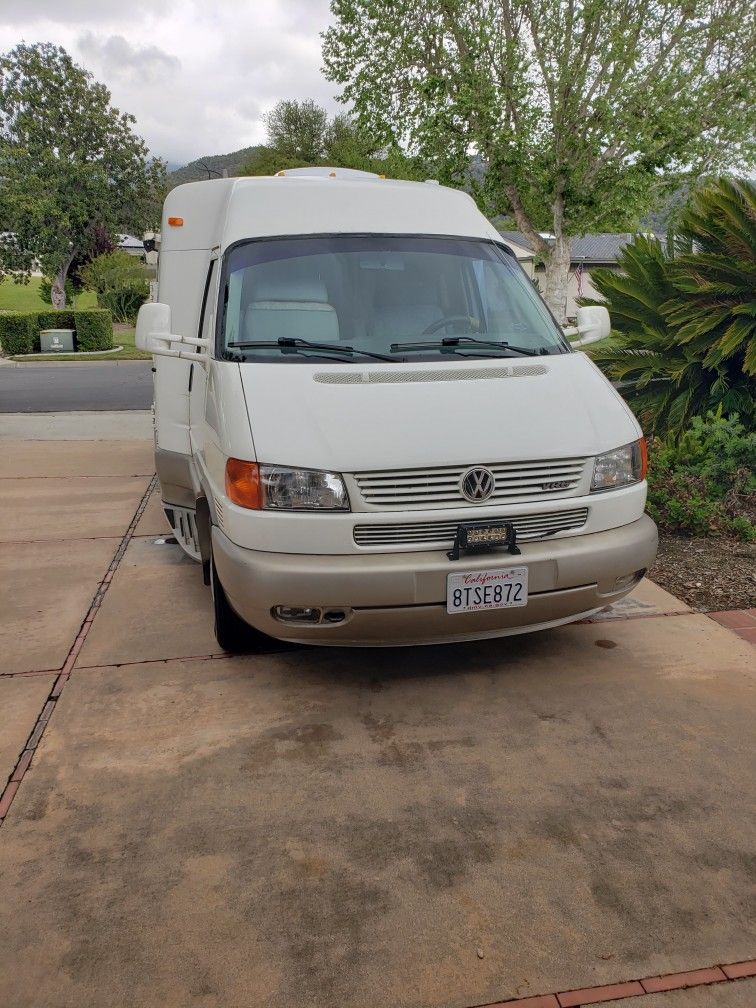 2000 Winnebago Rialta
