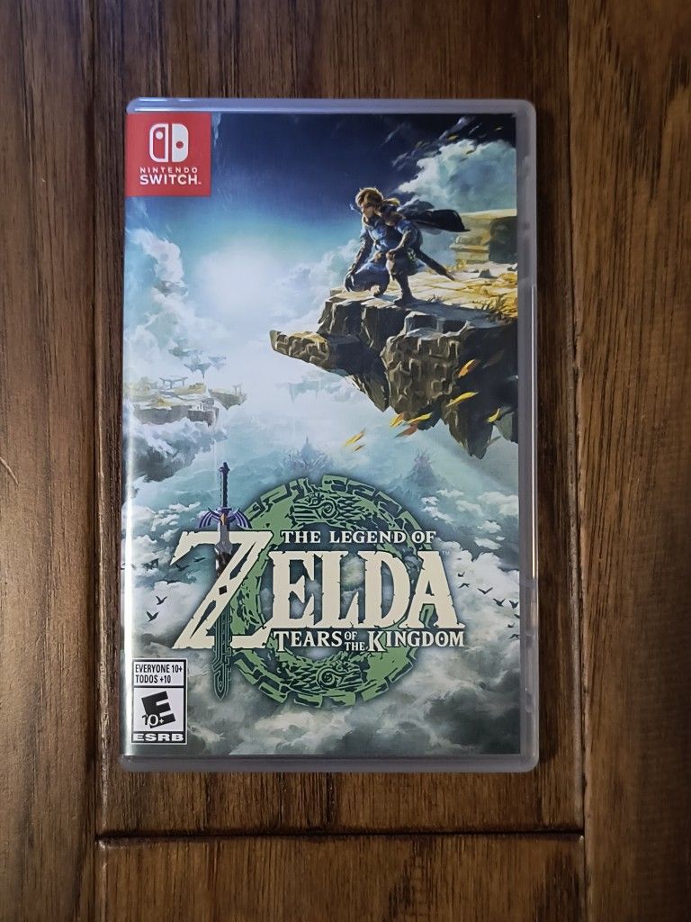 Legend of Zelda: Tears of the Kingdom (TOTK) Nintendo Switch Game - Like New!