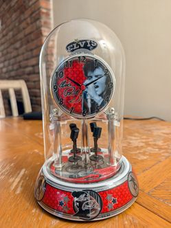 Elvis Presley anniversary clock