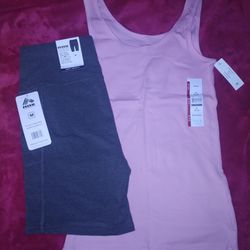 Reebok Women's Outfit Set size Medium Athletic Workout Clothes NEW W/TAGS pickup only $5 Kissimmee Poinciana 34758